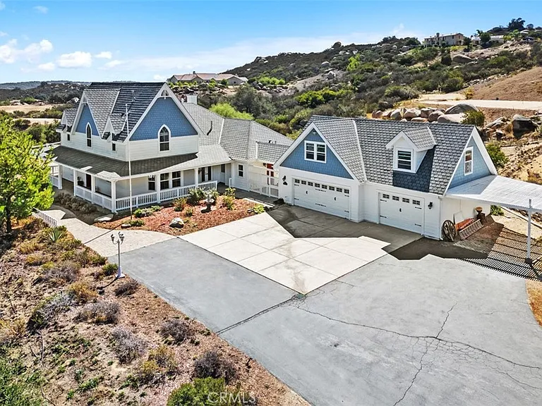 36852 Calle de Lobo Road Murrieta, CA 92562 